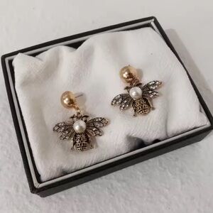 Vintage Gold Bee Pearl Earrings